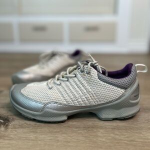 Ecco Women's Silver and Cream Sneakers